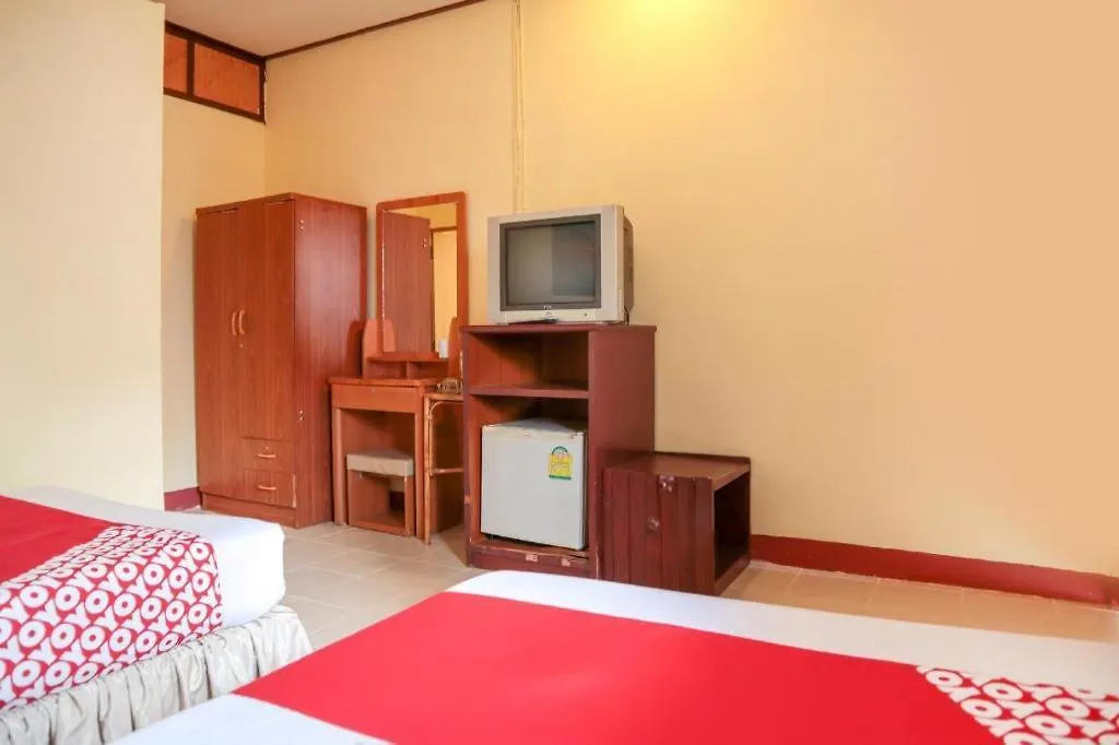 Oyo 681 Paradise Hotel-1