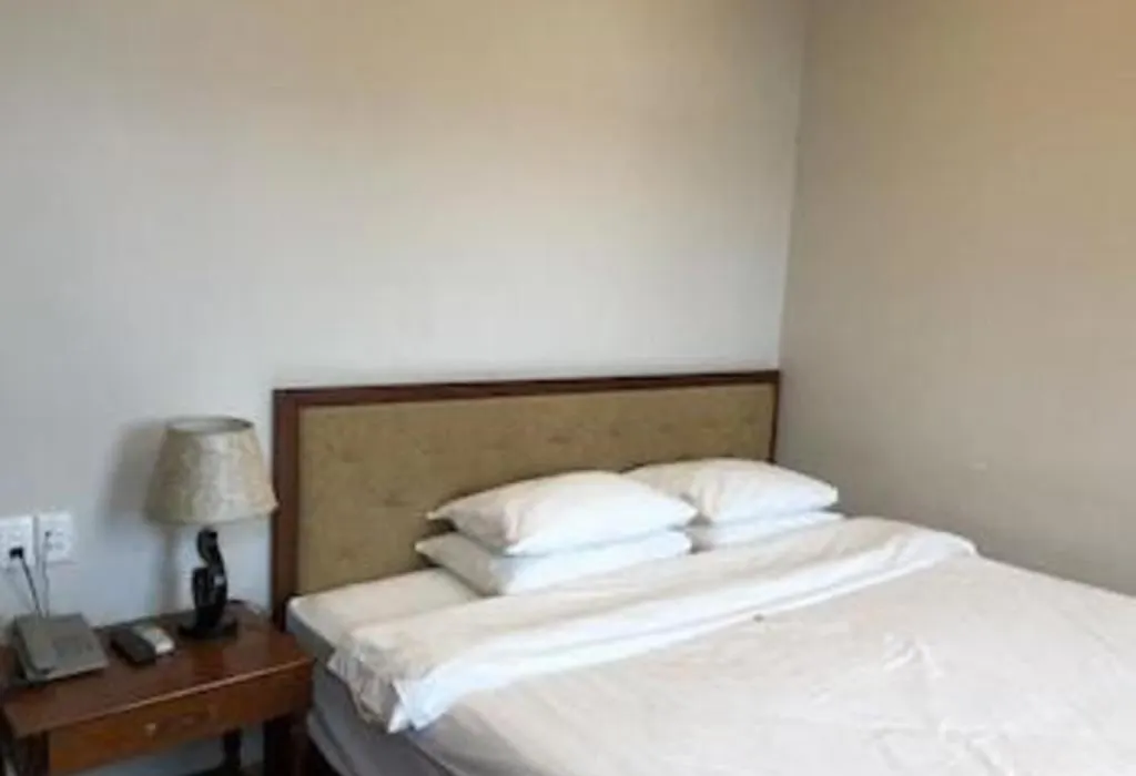 Dreams Hotel-1