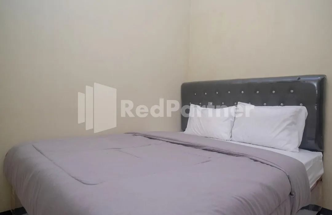 Mutiara Residence Near Simpang Lima Mitra RedDoorz-1