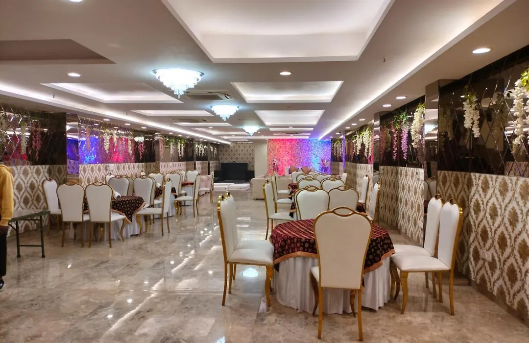 Radiant Hotel And Banquet-1