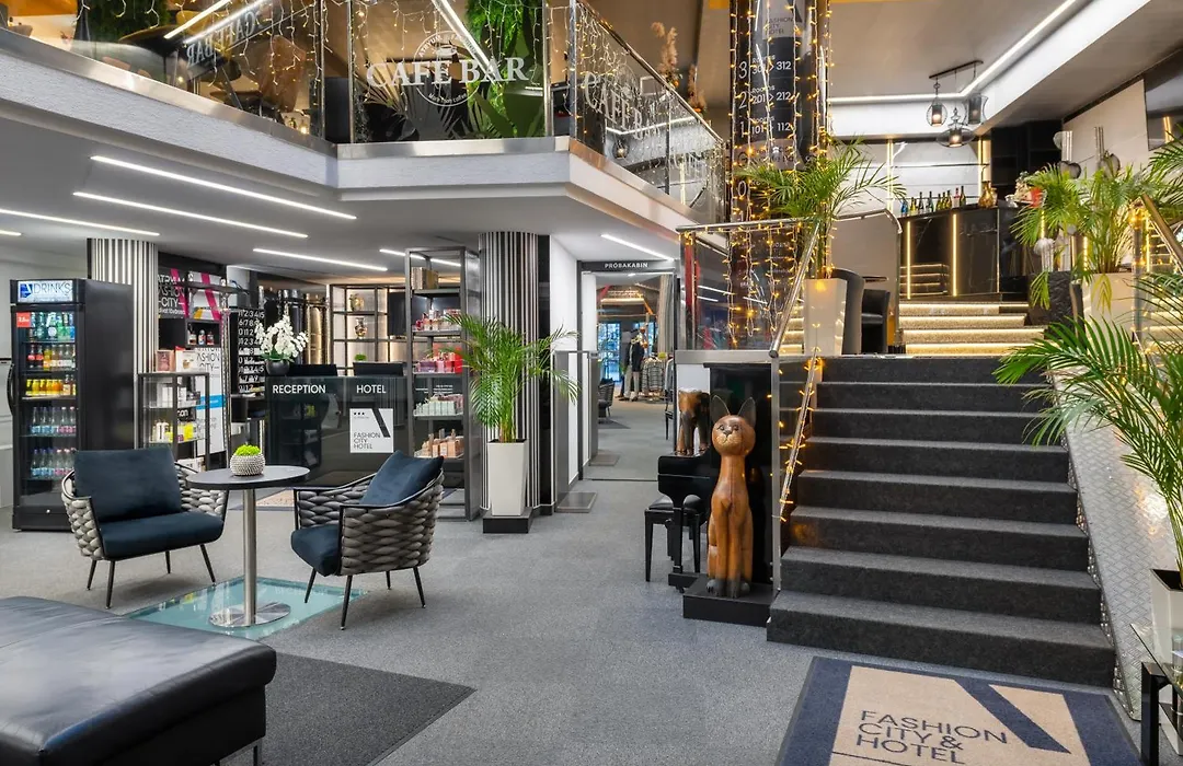 Fashion City Hotel Superior-1
