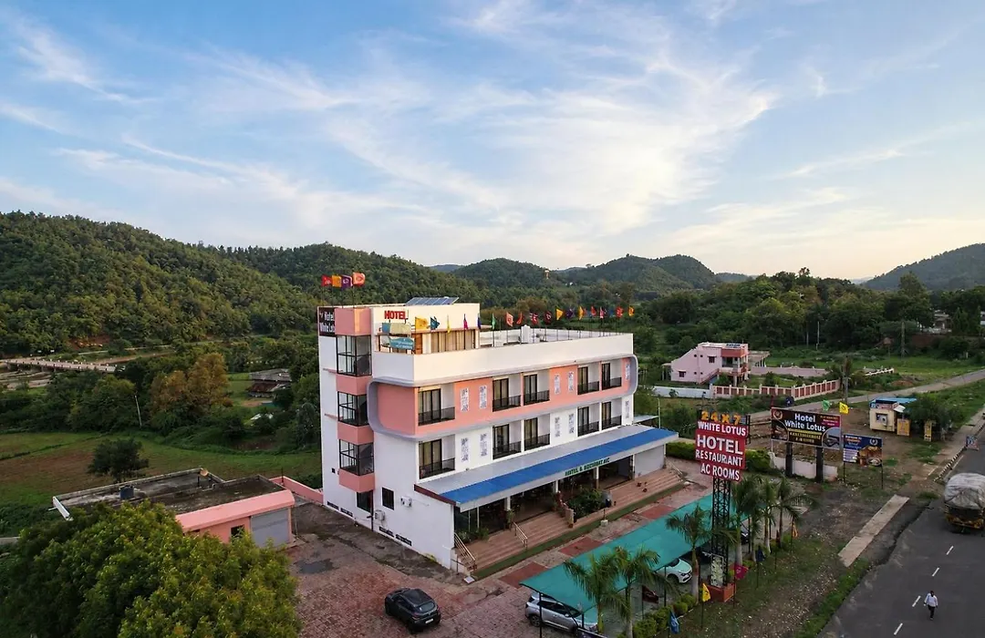 Hotel White Lotus At Ratanpur Border-1