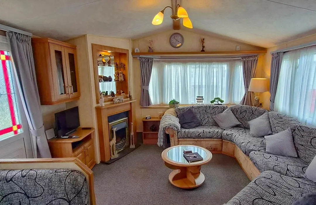 Mollies Den 2 8 Berth 3 Bedrooms The Grange Holiday Park Ingoldmells-1