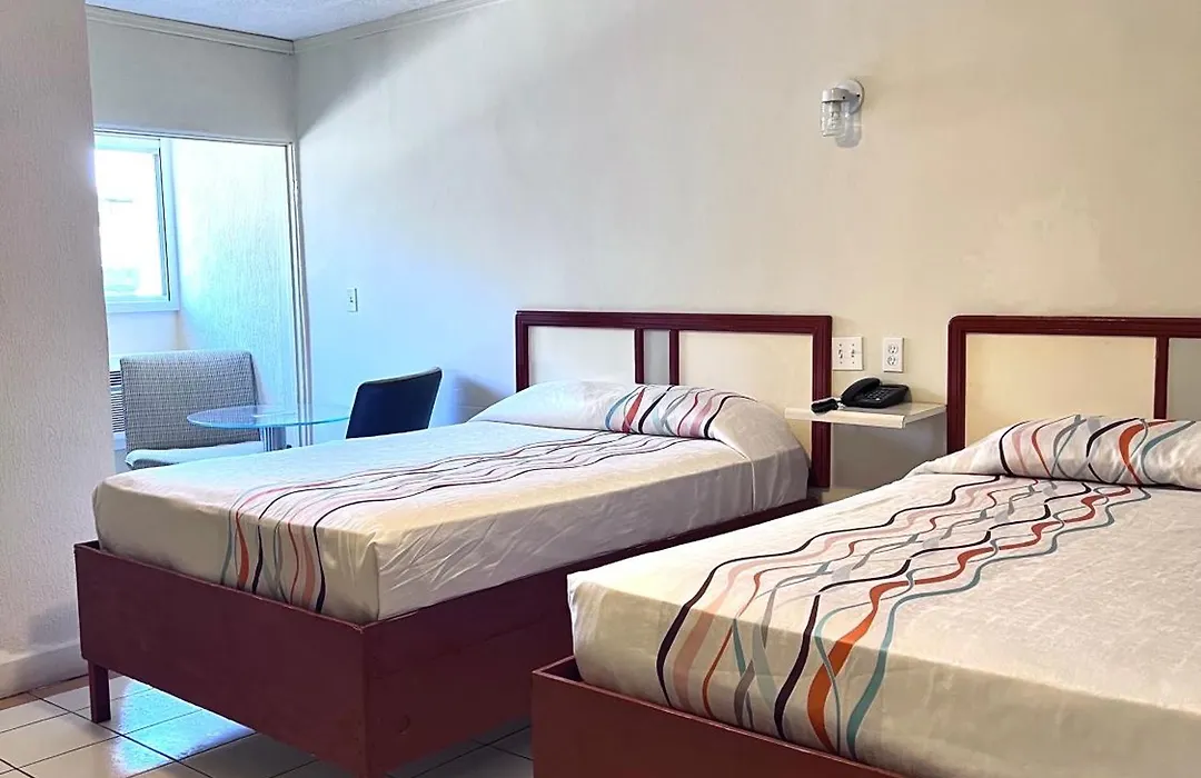 Hotel León-1
