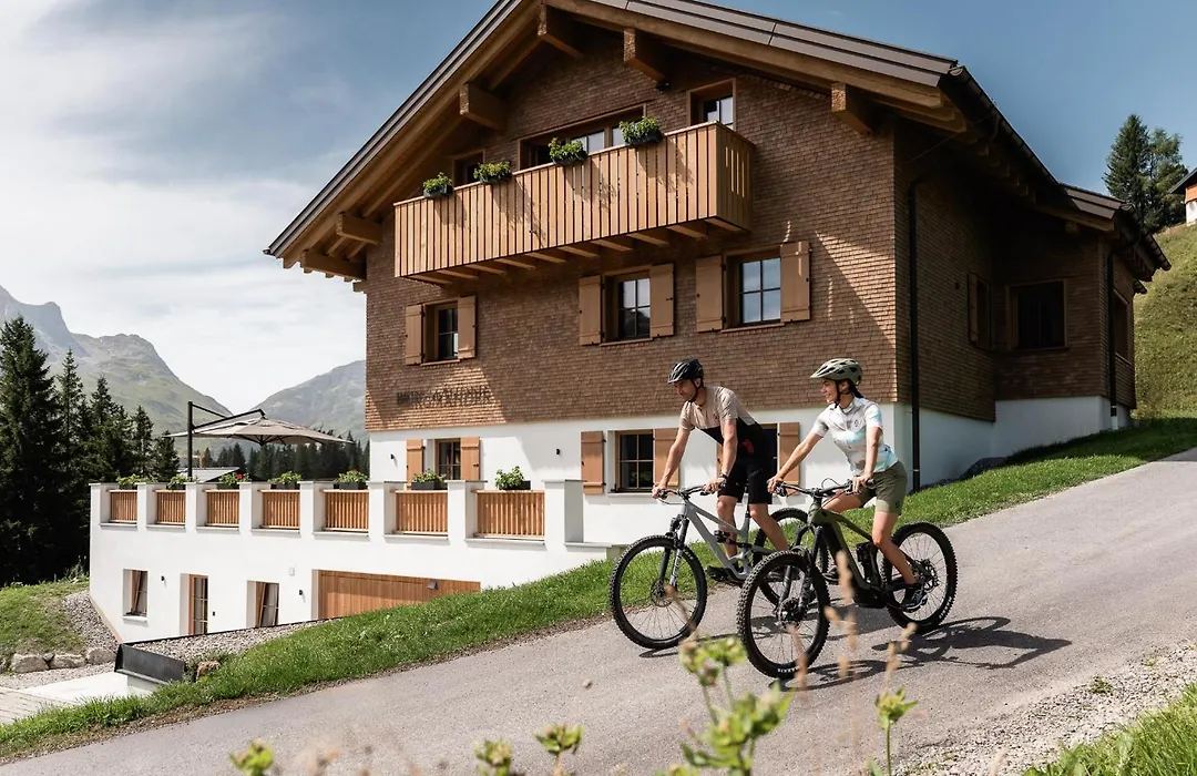 Bergmaehder - Alpine Residence-1