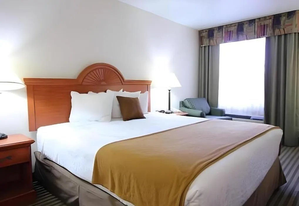 Best Western Plus Twin View Inn & Suites-1