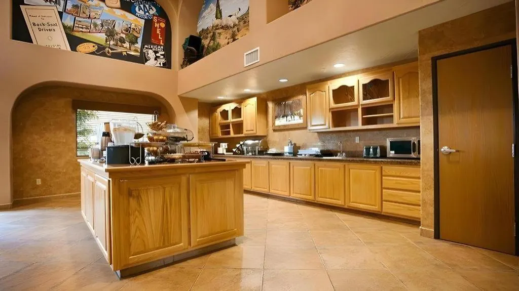 Best Western Territorial Inn & Suites-1