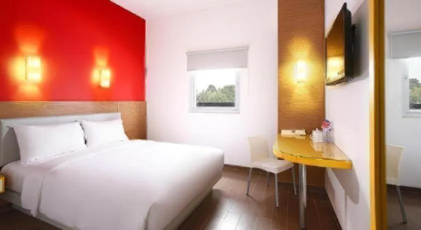 Amaris Hotel La Codefin Kemang-1