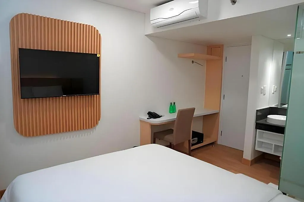 Clay Hotel Jakarta-1