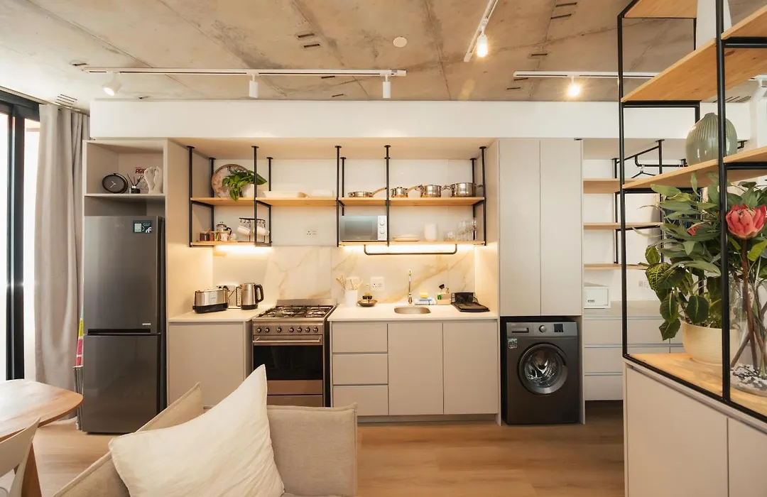 Eighty2 On M - Fluent Serviced Apartments-1