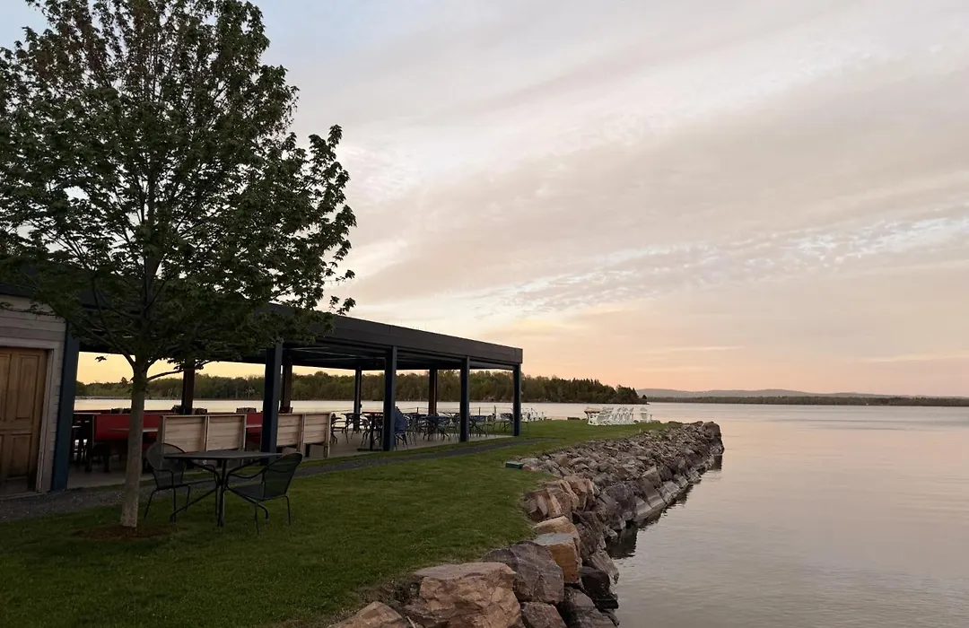 North Hero House Inn And Resort-1