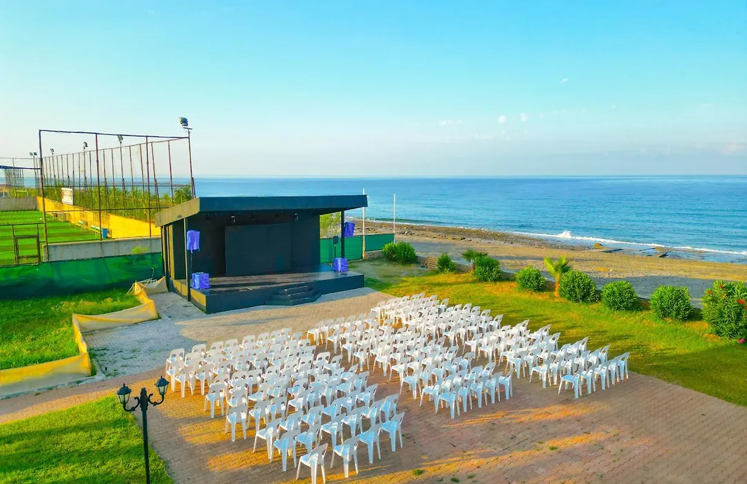 Senza Sunset Beach Hotel-1