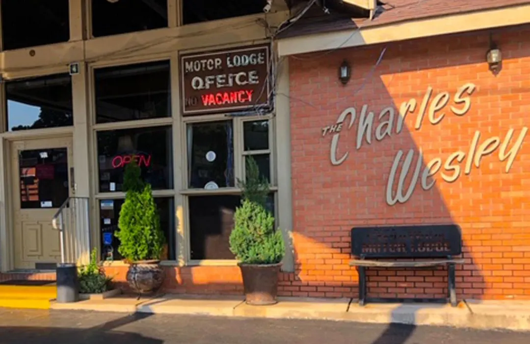 Charles Wesley Motor Lodge Downtown Broken Bow- Hochatown-1