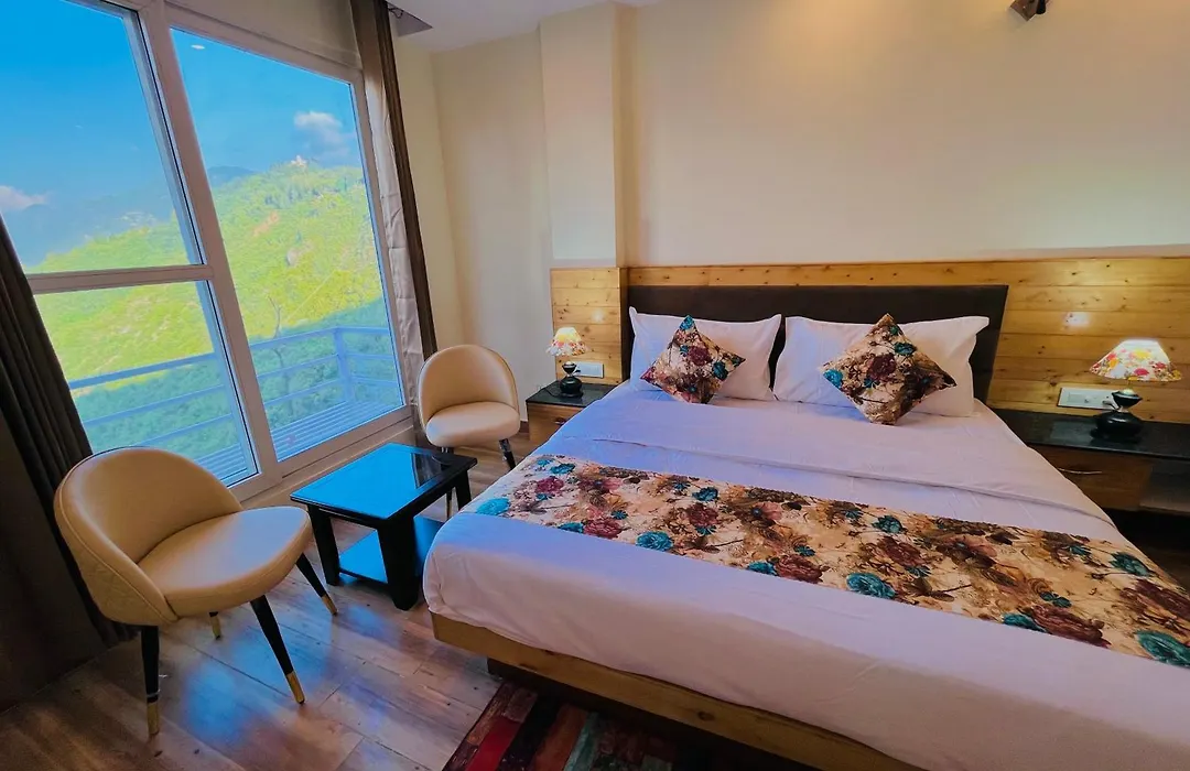 Hotel Golden Temple View By La Casa With Swimming Pool-1