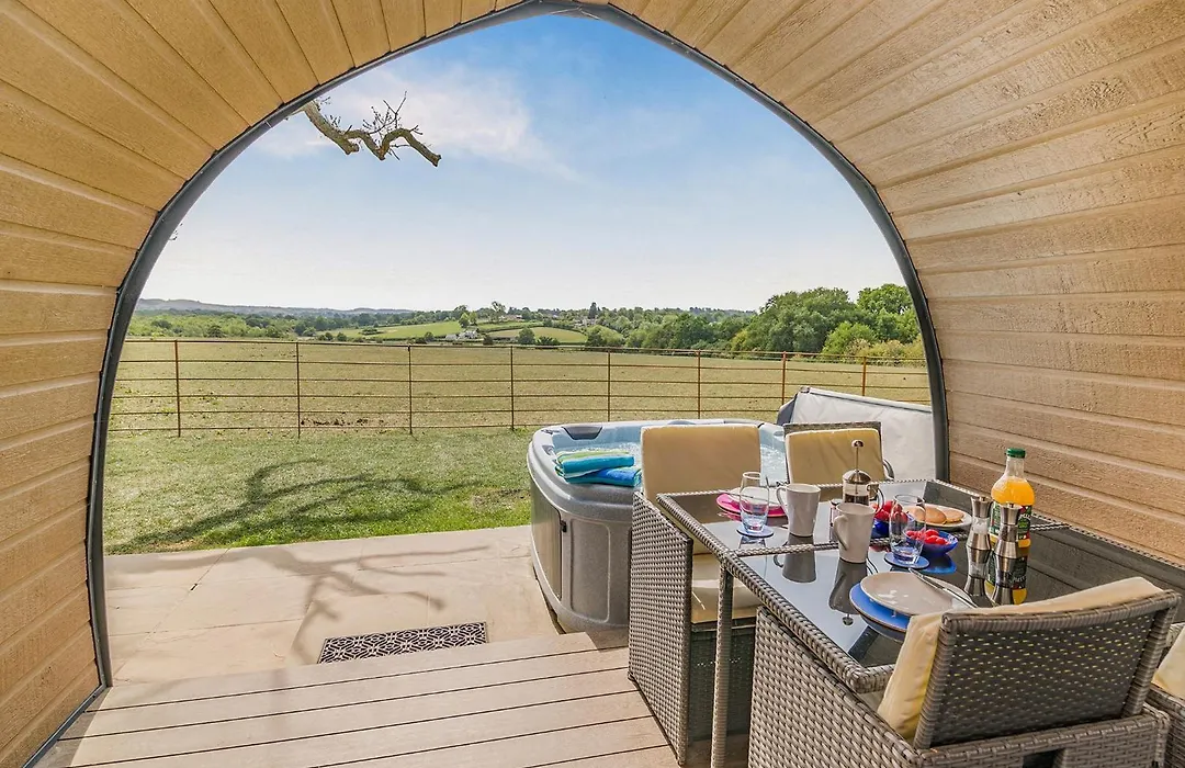 Firtree Farm Lodges-1