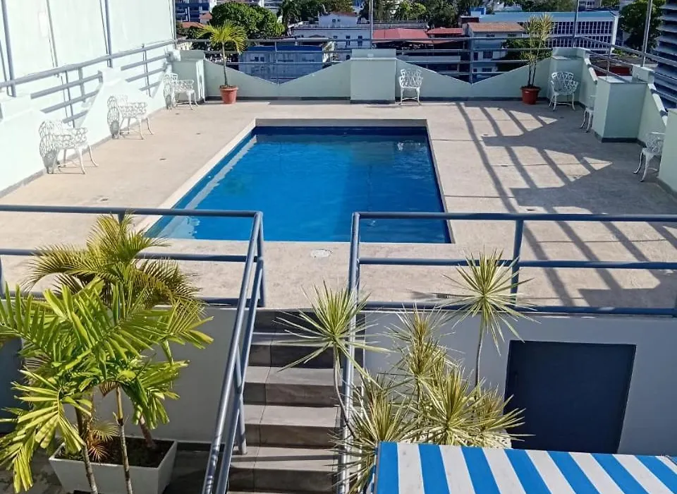 Hotel 2 Mares Panama-1