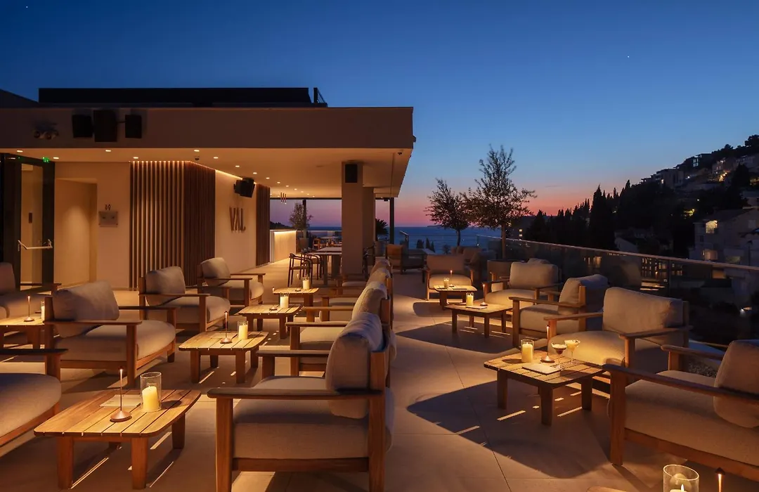 Hotel Sumratin-1