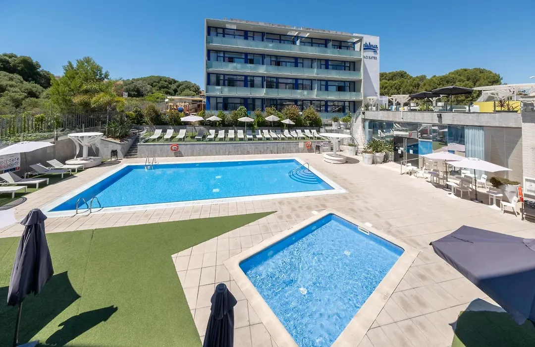 Apolo Suites Rentalmar-1