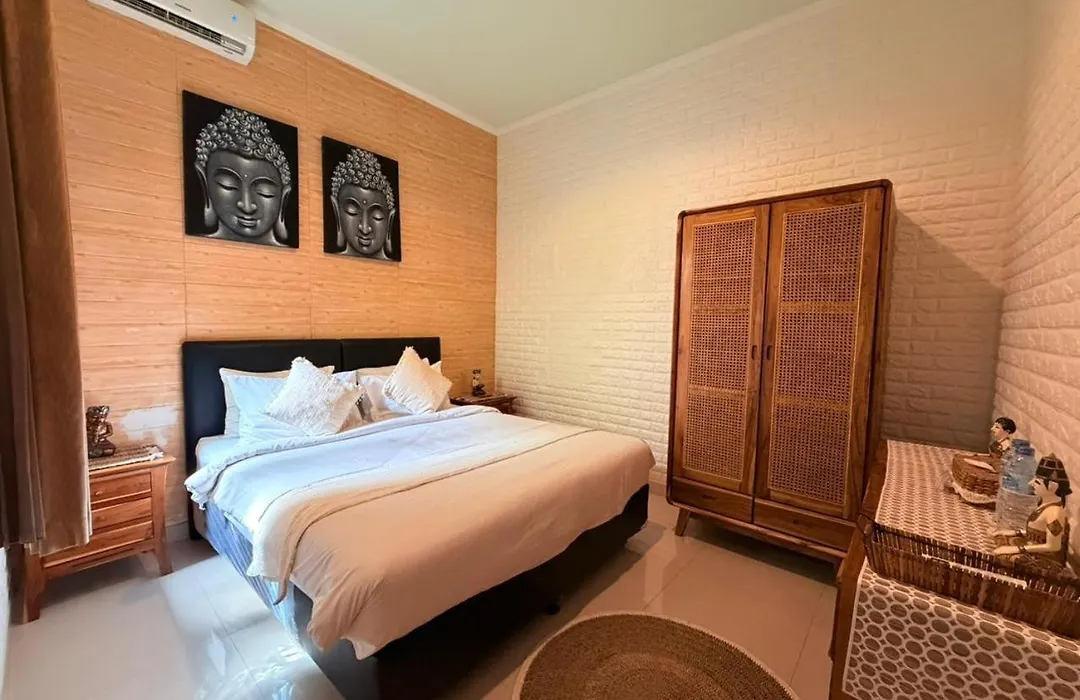 Suites Home Nusa Dua-1