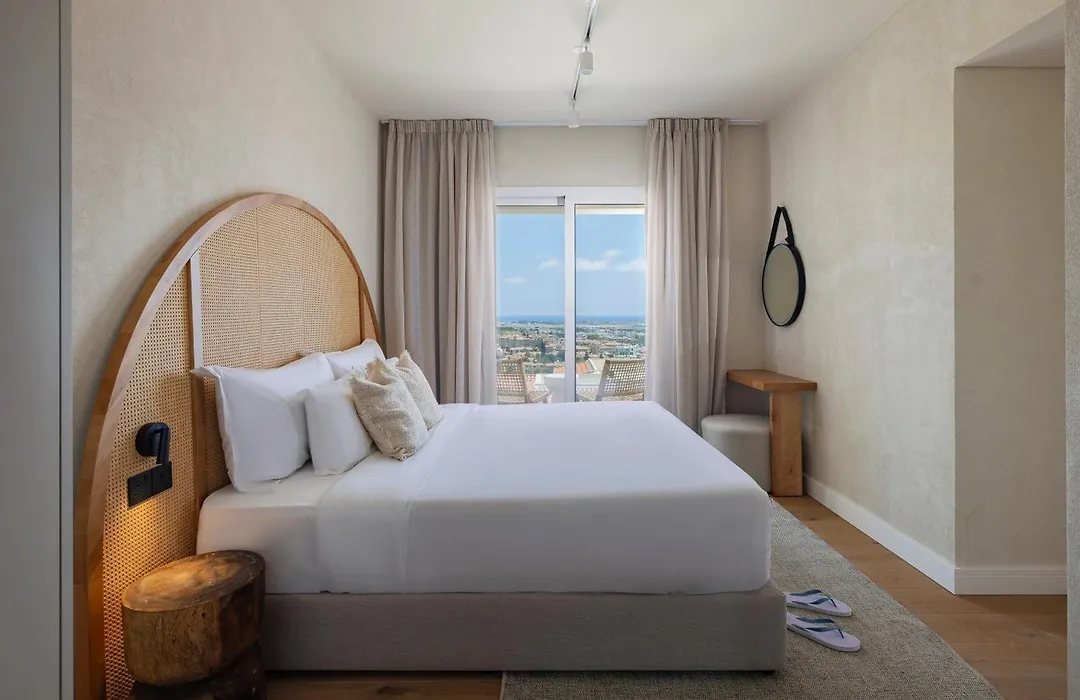 Wellclub Resort - Suites & Wellness-1