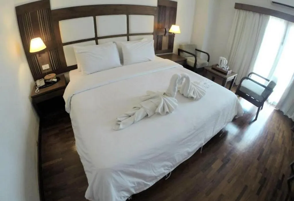 River City Hotel-1