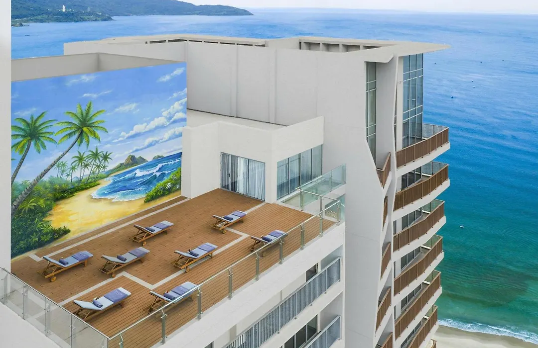 Wyndham Soleil Danang - Free Schedule Airport Shuttle-1
