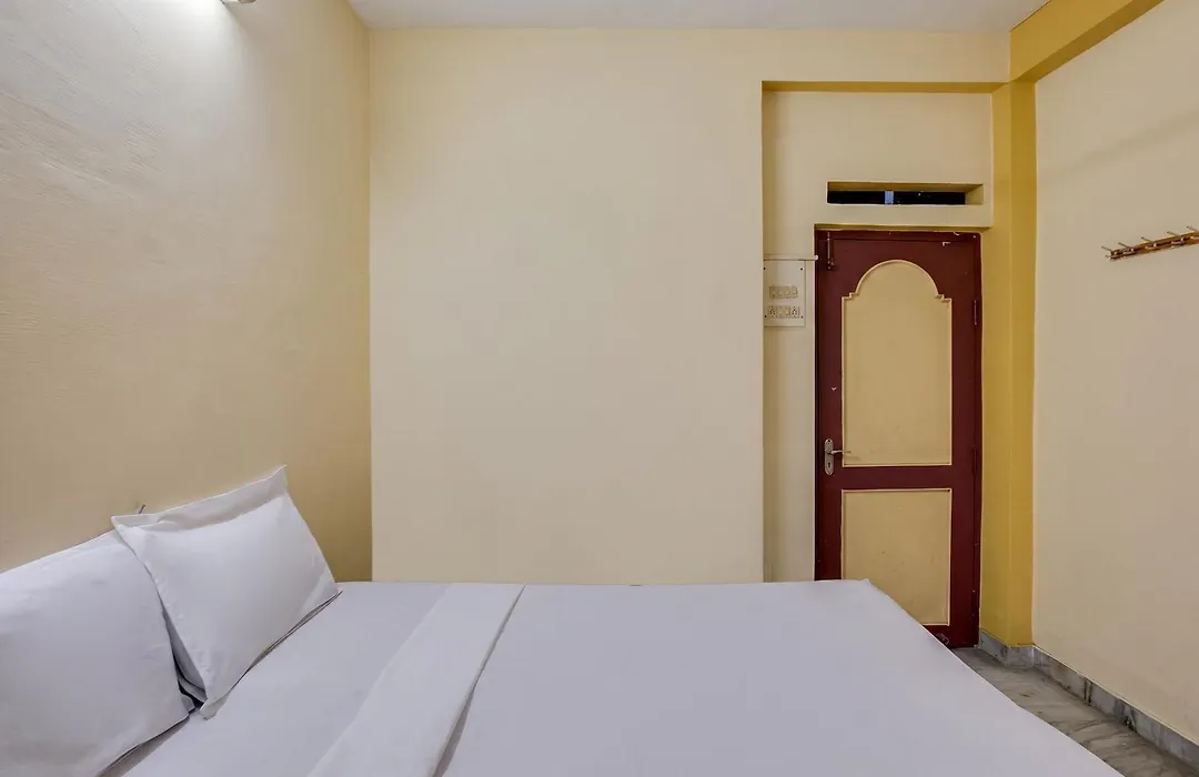 Hotel O Egmore Metro Station Chennai Formerly Harini Lodge-1