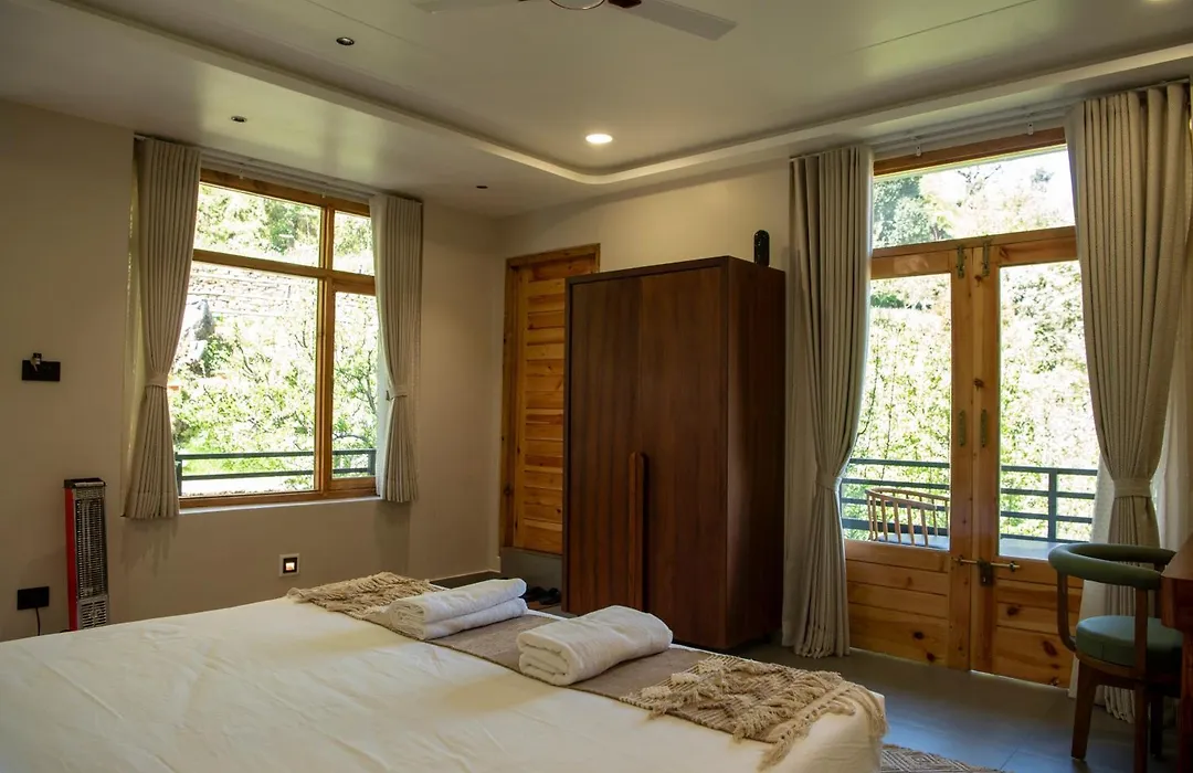 Sharan Stay - A Luxury Mountain Retreat-1