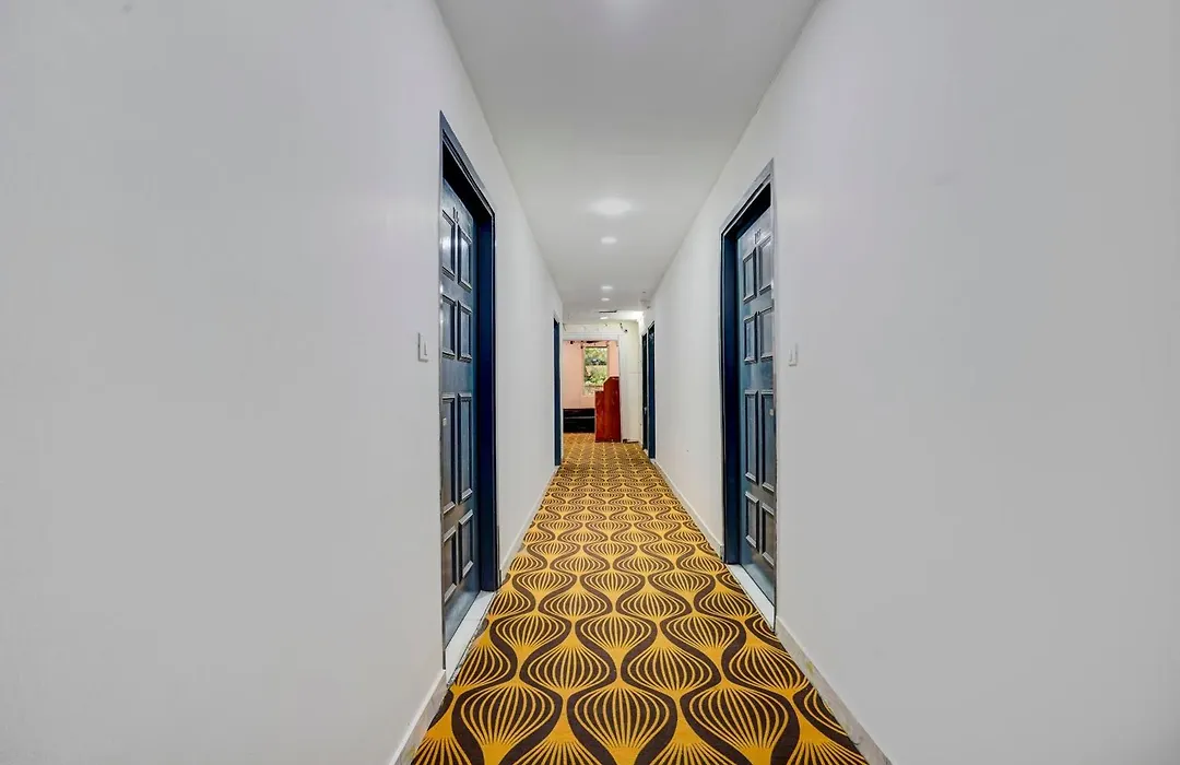 Hotel O Ritz Rivera East Azad Nagar Metro Station-1
