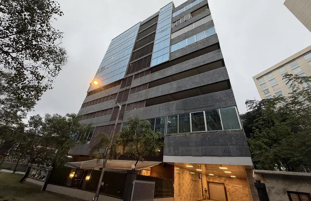 Hotel Empire Suite-1