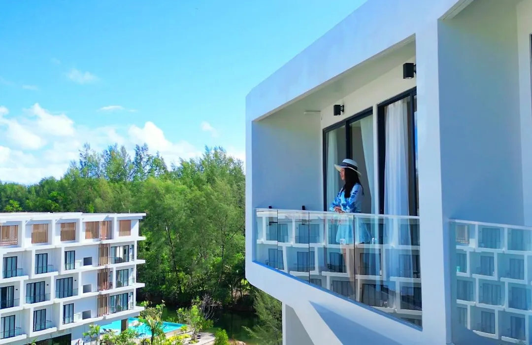 Laya Suites And Residences-1