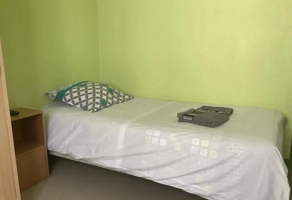 Le bouf tard chambre vue sur jardin CH7-1