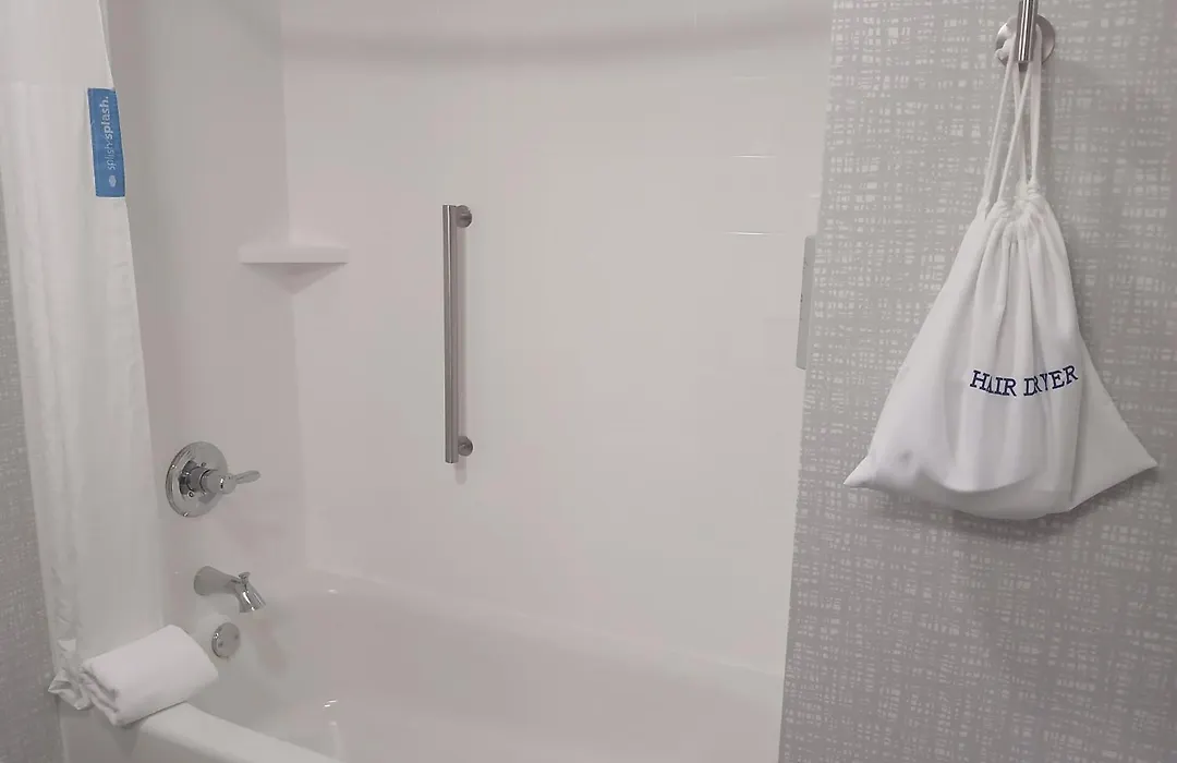 Hampton Inn And Suites-1