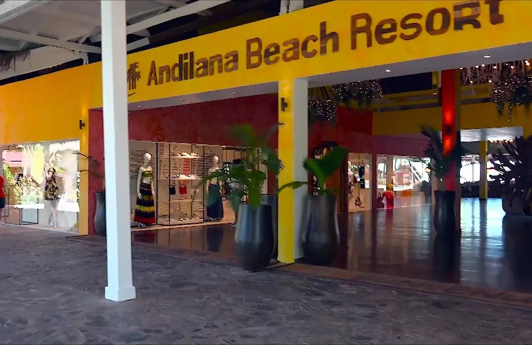 Andilana Beach Resort, Ravintsara Wellness Hotel, Anjiamarango Beach, Royal Beach Hotel-1