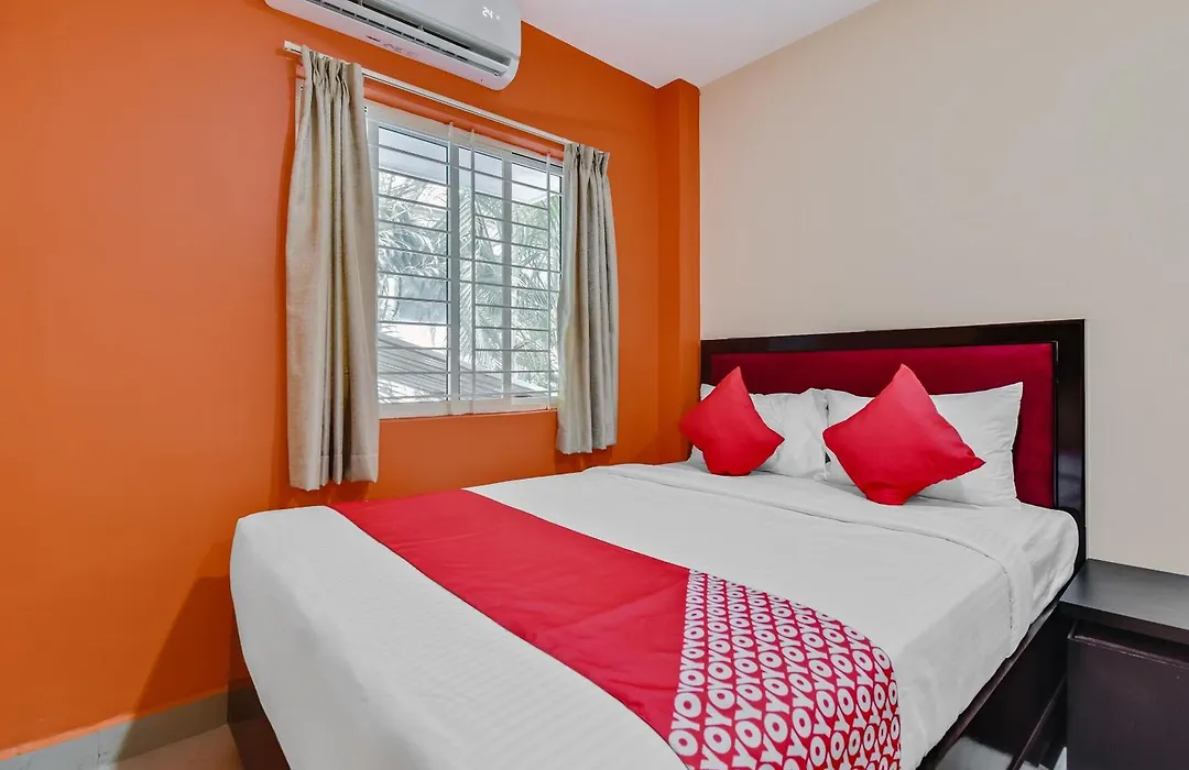 Hotel Sai Crystal-1