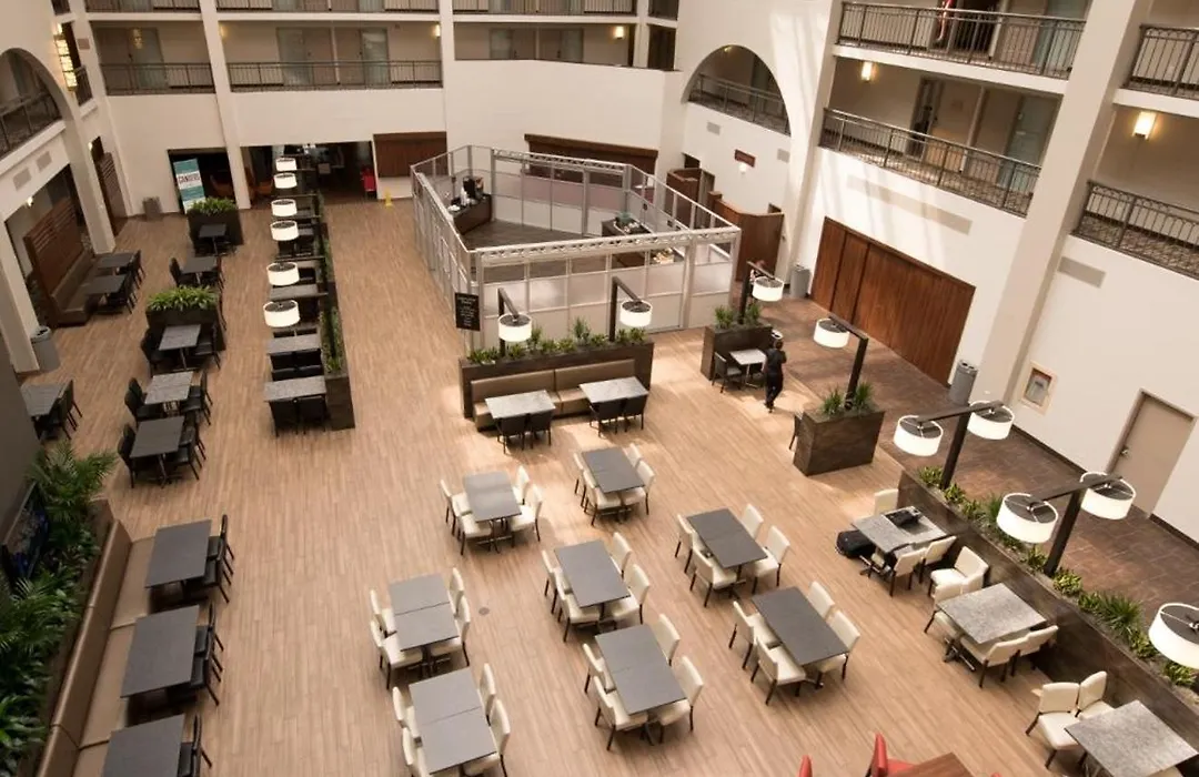 Embassy Suites By Hilton Detroit - Livonia/Novi-1