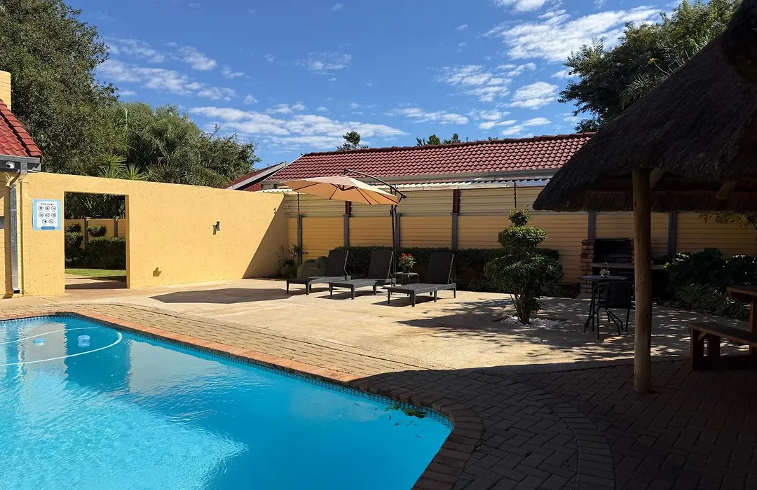 Golf View Guest House-1