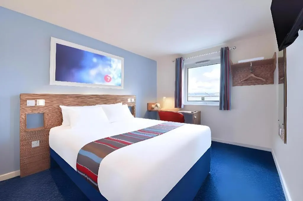 Travelodge Cambridge Newmarket Road-1