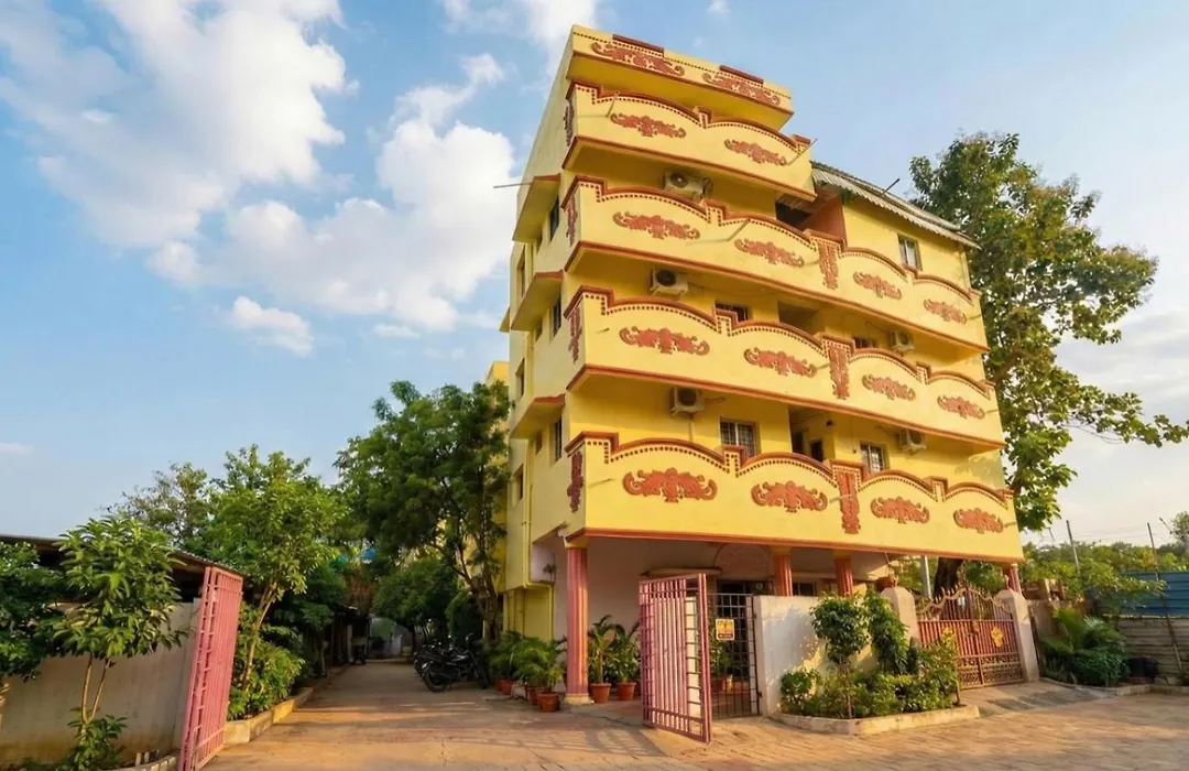 Skolive - Sri Kailash Mens Hostel-1