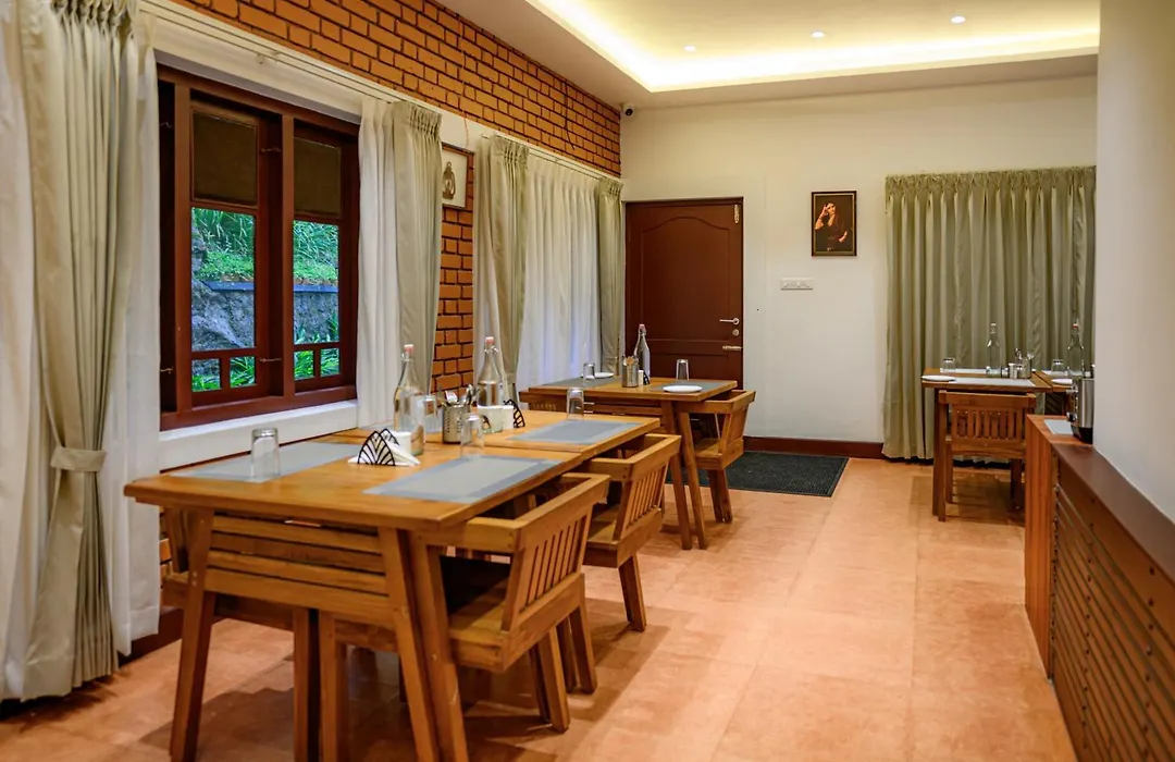 Aroma Hills Resort Munnar-1