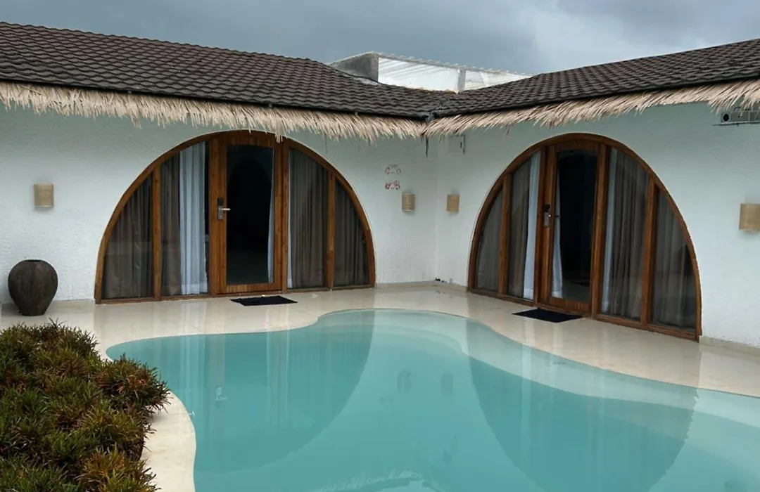 Hidden Beach Resort By Greenleaf Aqua-1