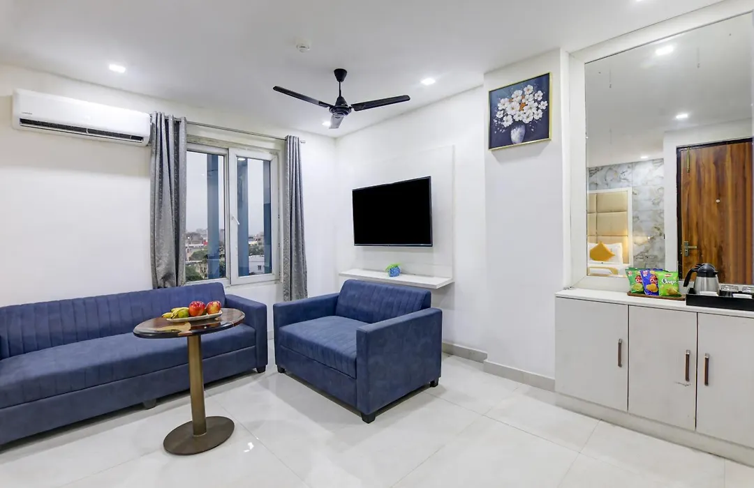 Status By Hotel The Emporio-1