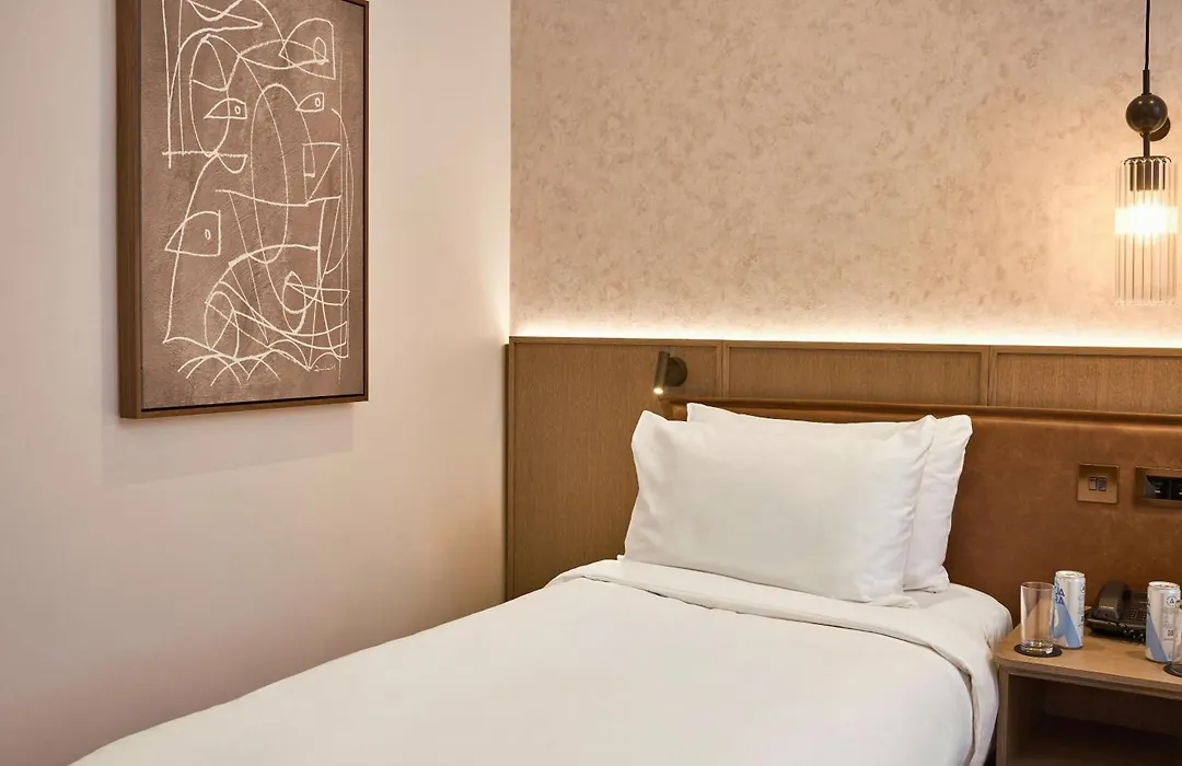 Radisson Blu Hotel, London Euston Square-1