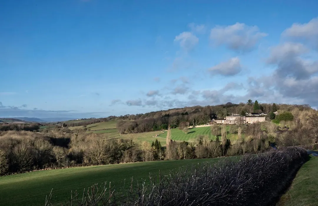 Wood Hall Hotel & Spa-1