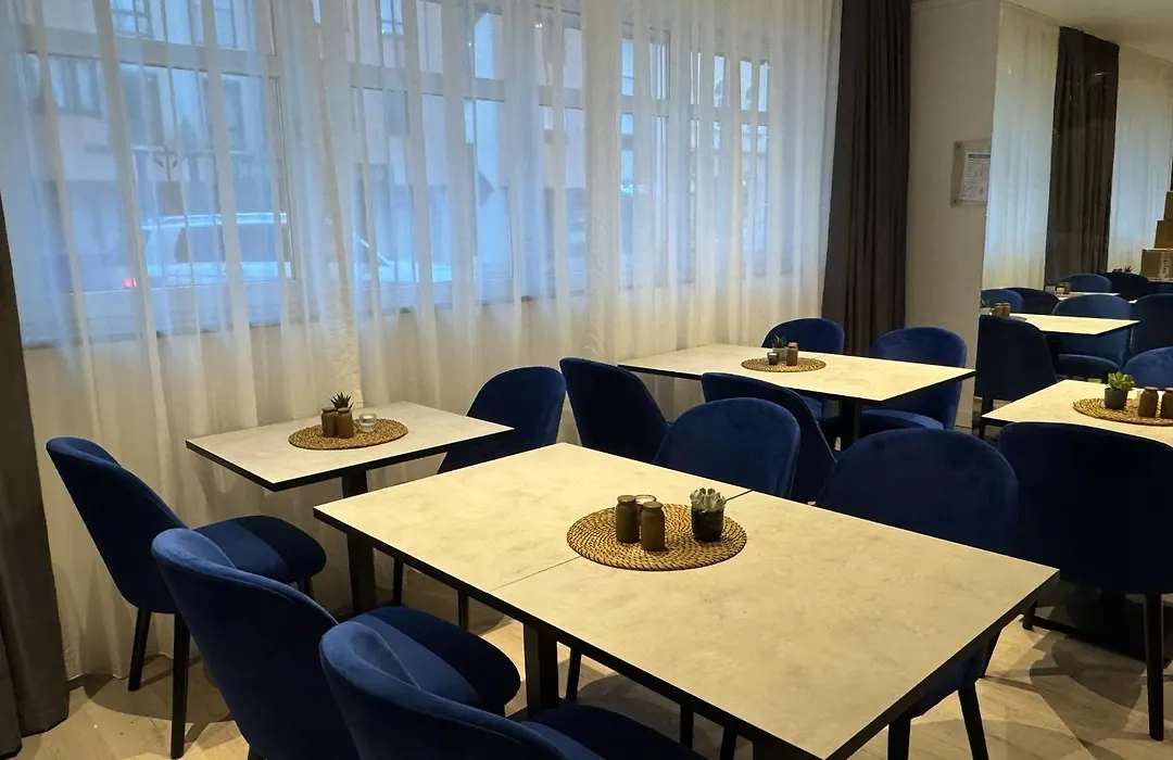 Dormero Hotel Fuerth-1