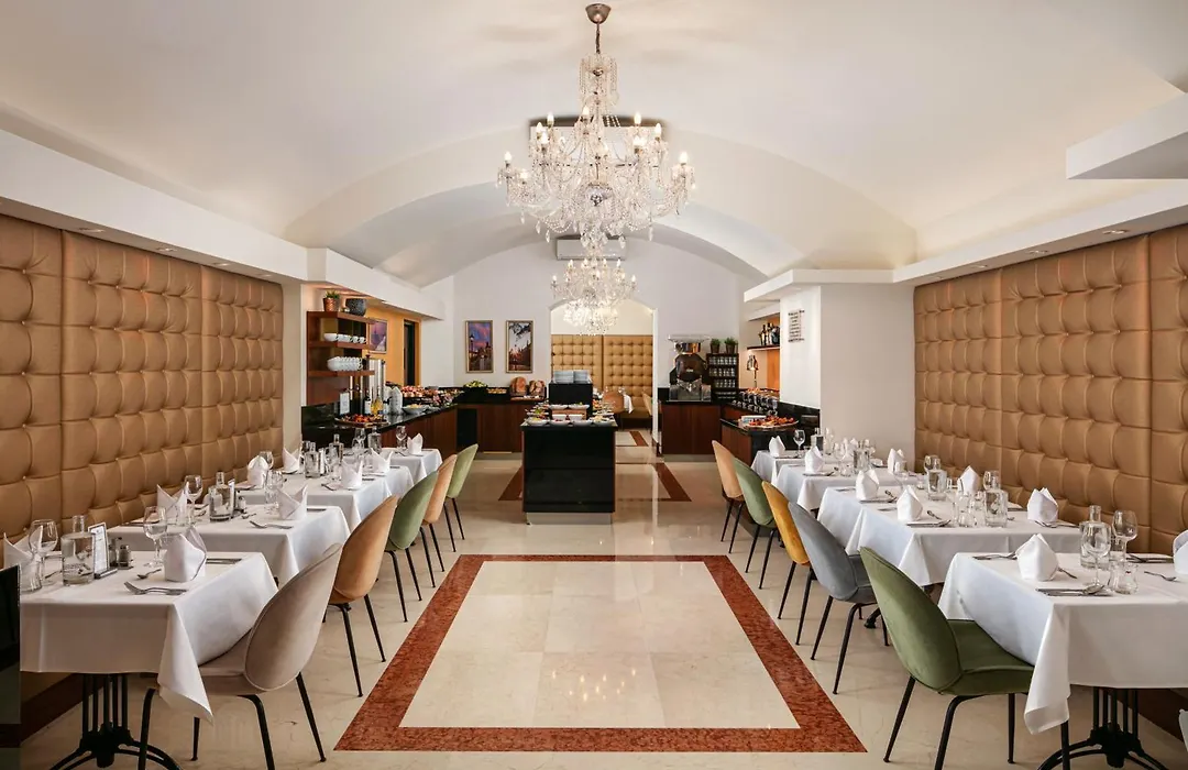 Kosher Hotel King David Prague-1