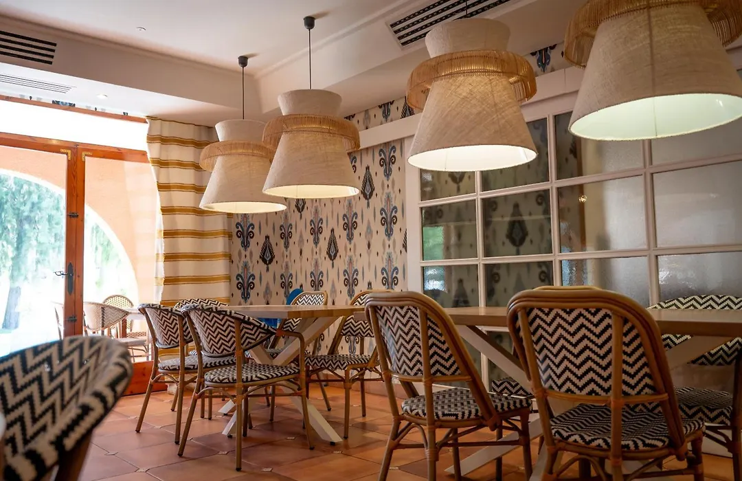 Intelier Bonaire-1