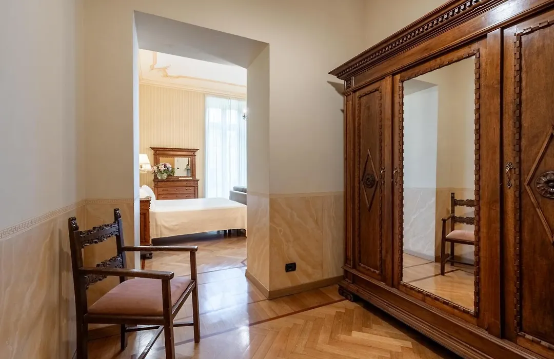 Hotel Roma E Rocca Cavour-1