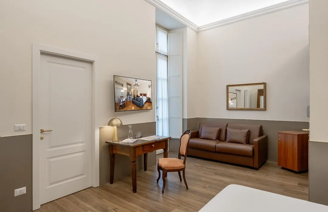 Hotel Roma E Rocca Cavour-1