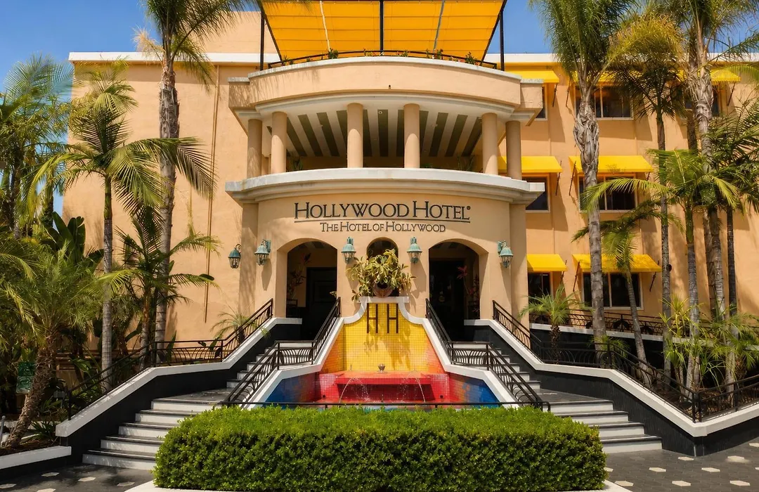 Hollywood Hotel-1